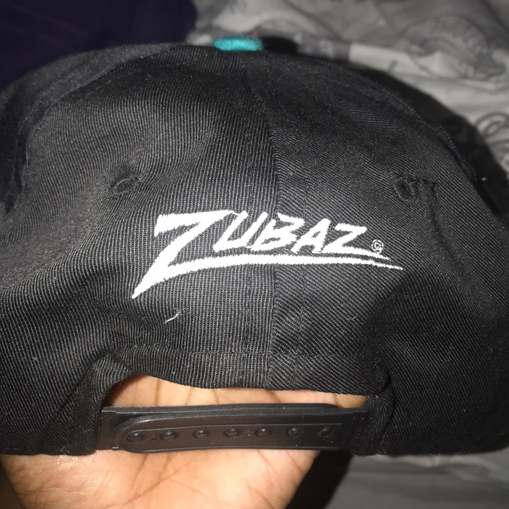 hat - Picture 3 of 3
